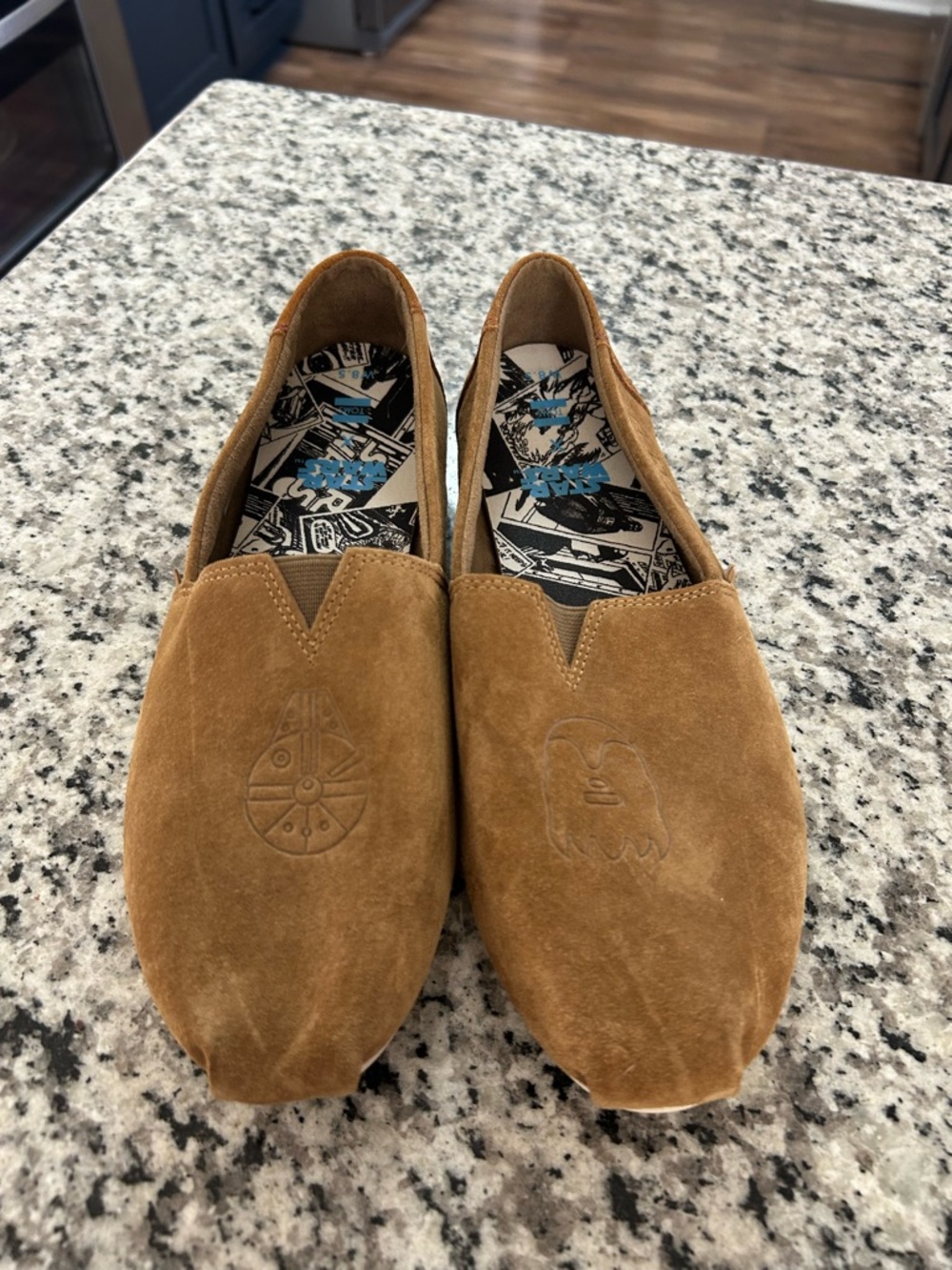 TOMS x Star Wars Chewbacca Embossed Tan Nubuck Slip On Flats Size 8.5